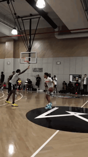 帕雷德斯父亲：我了解一些事情，知道迪巴拉想来博卡（帕雷德斯父亲：我有所了解，迪巴拉倾向加盟博卡）