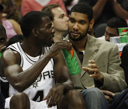 斯洛特：这点球在英超可能不会判；萨拉赫？今晚属于在场球员（斯洛特：这次点球英超未必判；萨拉赫？今晚只谈上场球员）